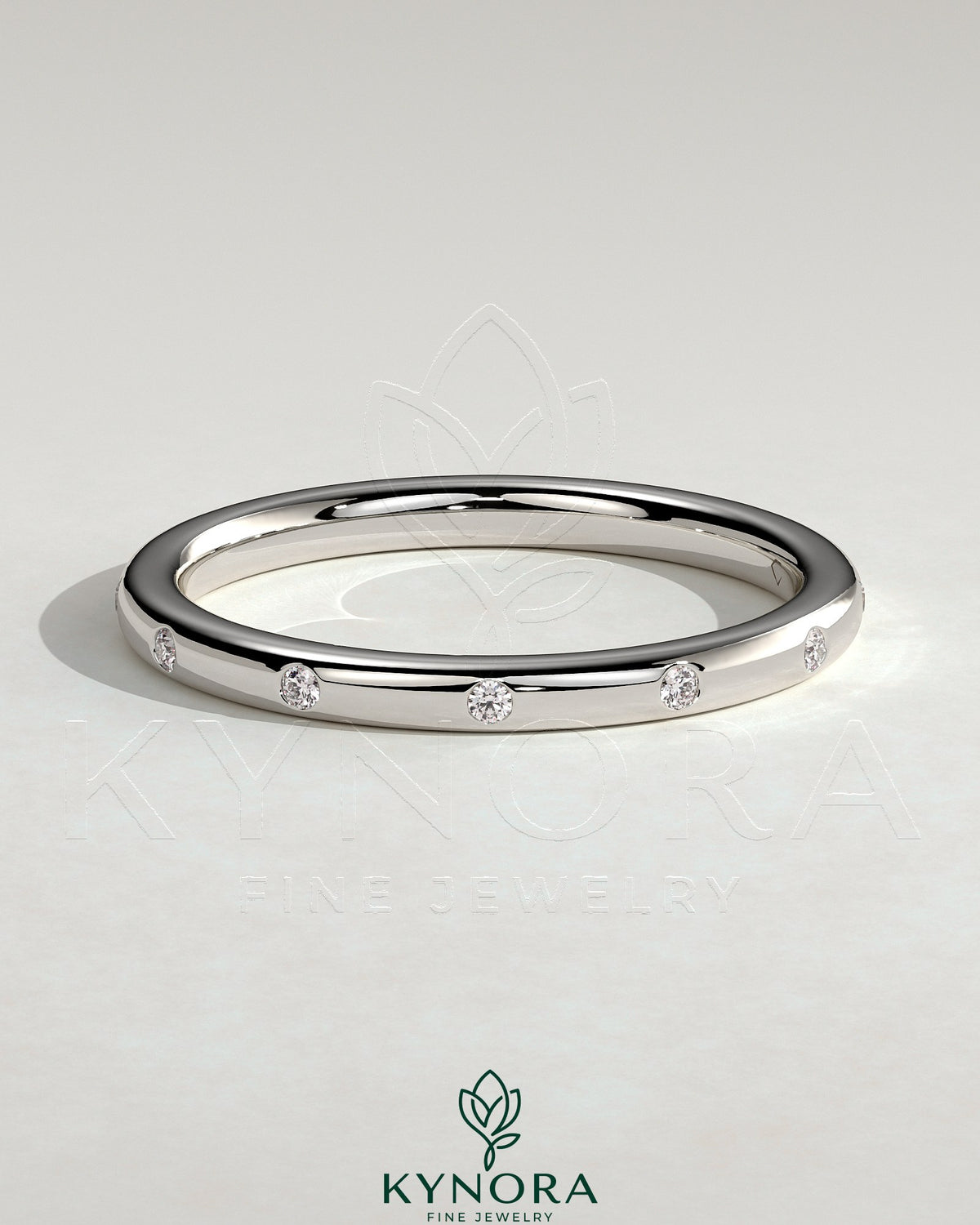 Kynora CJ classic wedding band hammer set with smooth gold finish, ideal for wedding ring or special occasion jewelry. Main image