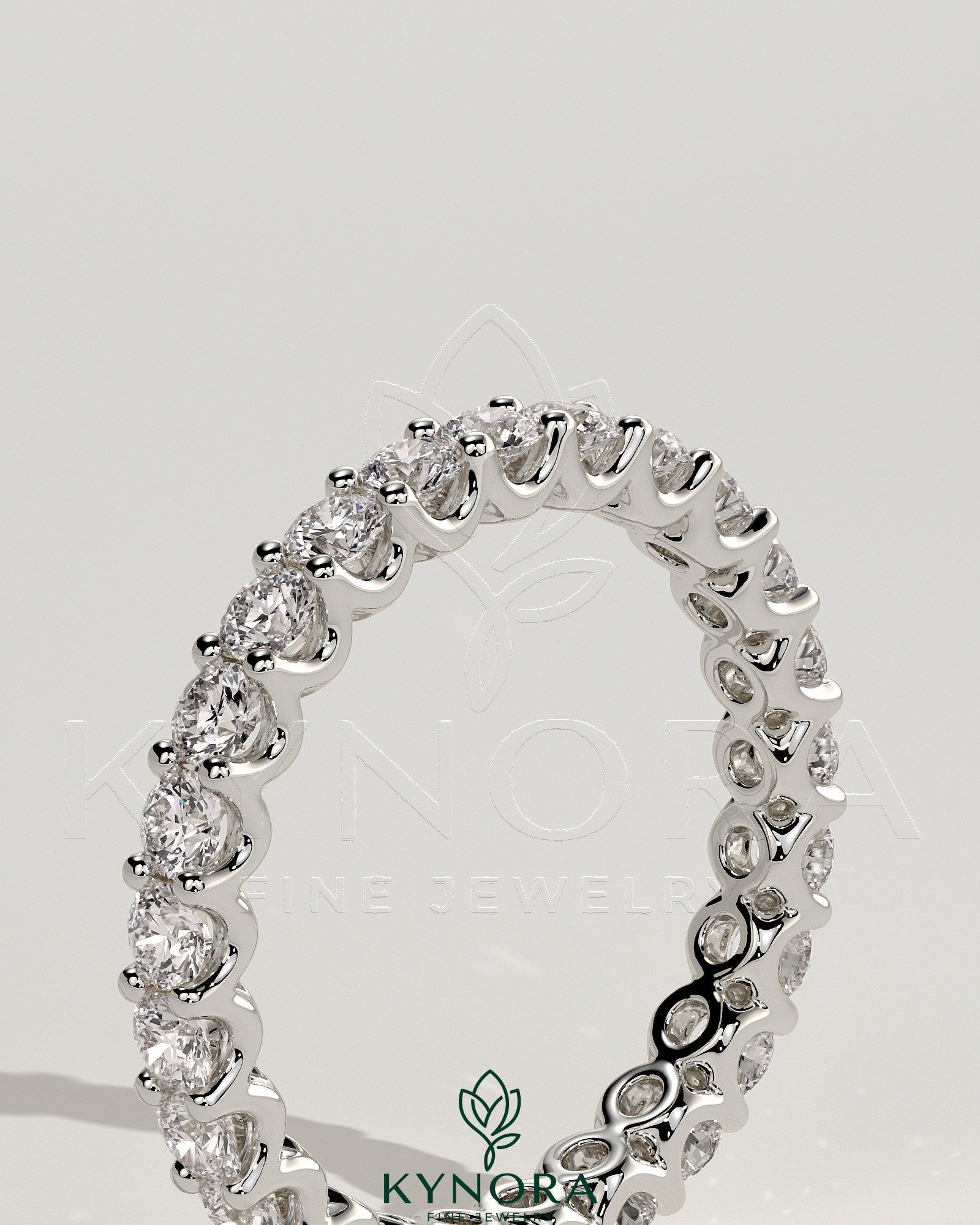 Full Round Eternity Band with Scalloped Setting Wedding Ring Imagen secundaria del producto