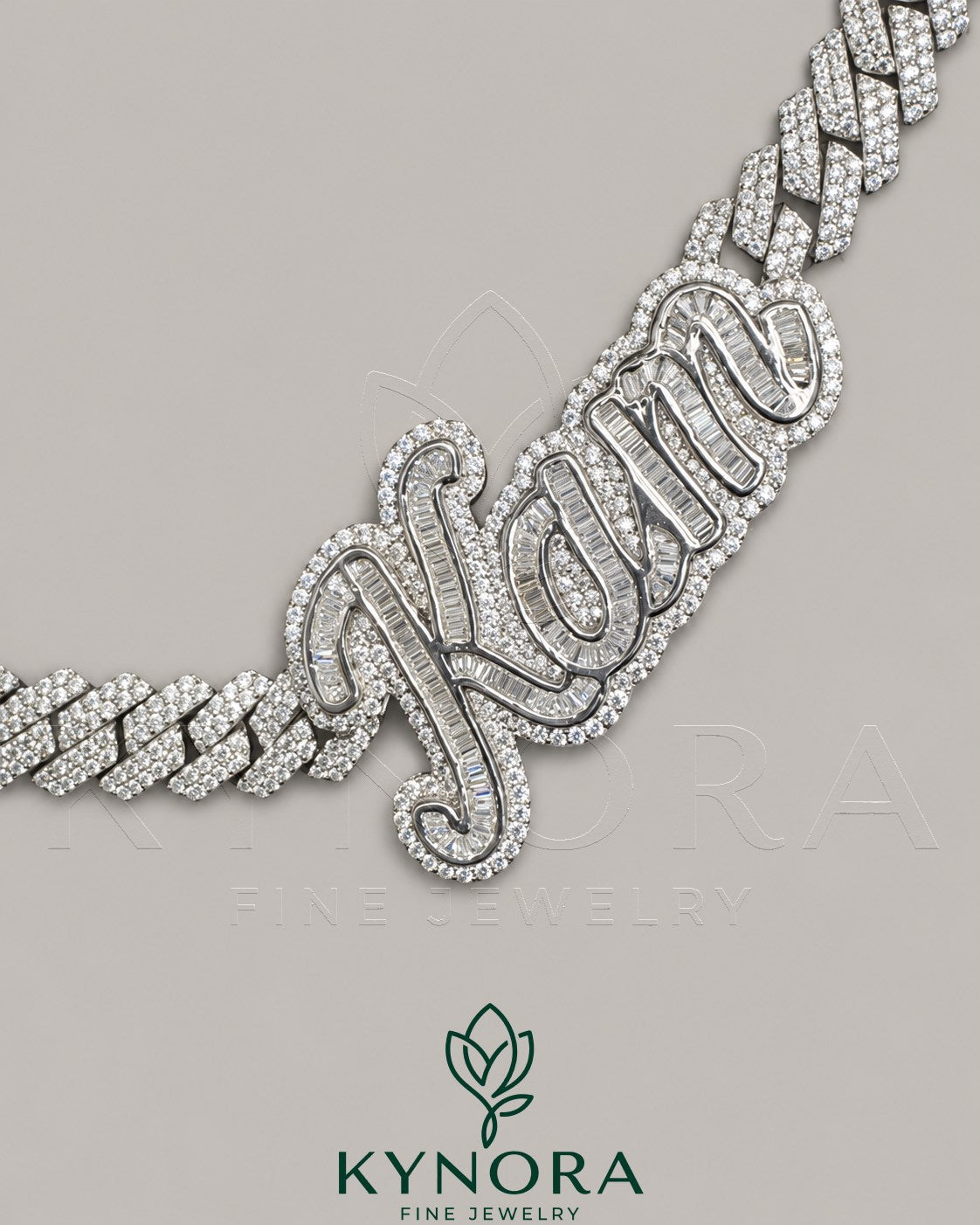 Sterling silver Cuban link chain with 10mm VVS moissanite diamonds and customized name pendant, hip-hop jewelry by Kynora Jewels Hauptbild