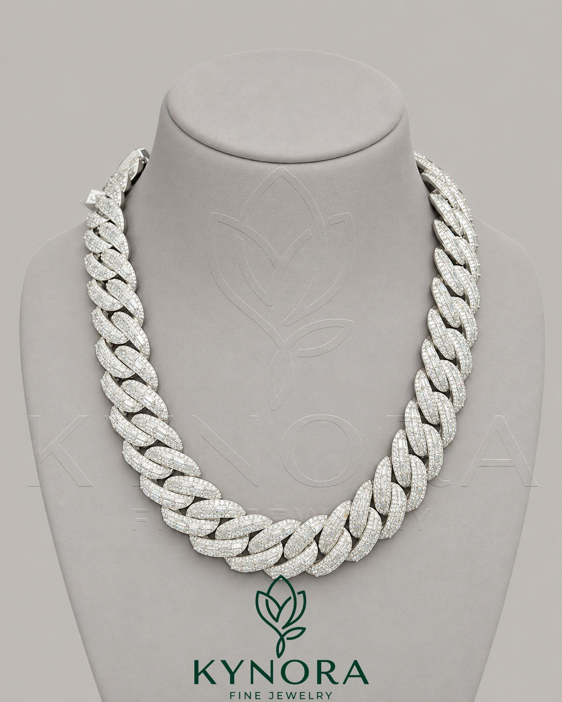 22 MM VVS1 Moissanite Diamond 925 Sterling Sliver Cuban link Chain Secondary image