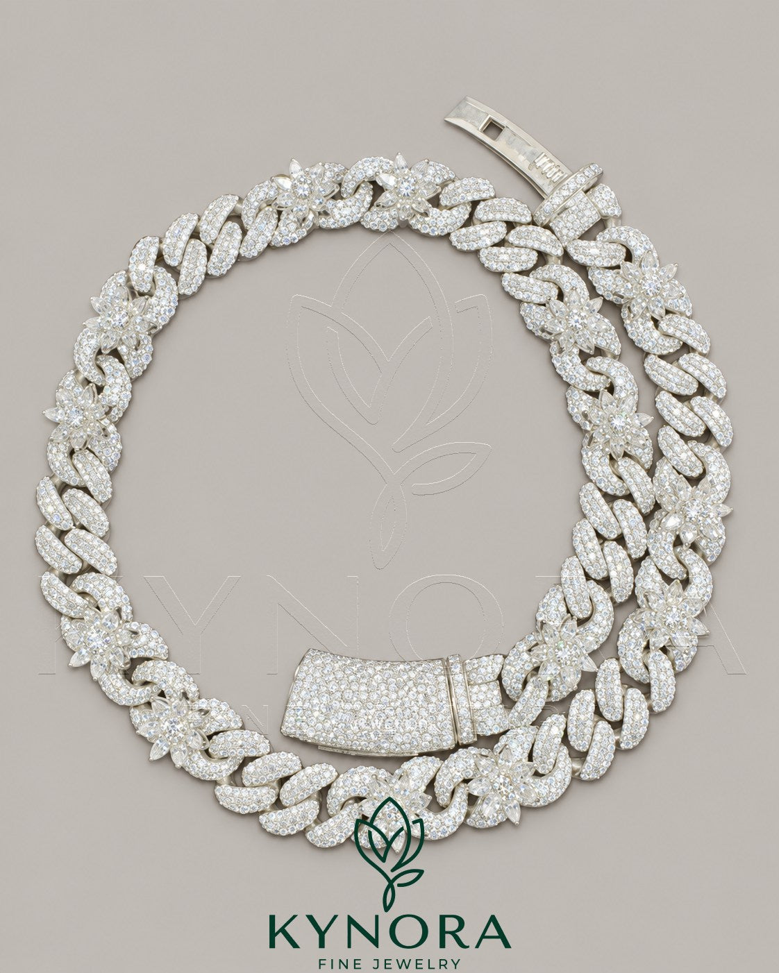 Kynora Jewels VVS Moissanite diamond Miami Cuban chain in white gold, 18-inch sterling silver hip-hop jewelry with customized design. Immagine principale del prodotto