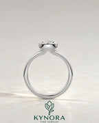 2-karätiger Solitär-Verlobungsring mit birnenförmigem Diamanten in Ost-West-Ausrichtung, Krappenfassung und geschwungener Ringschiene