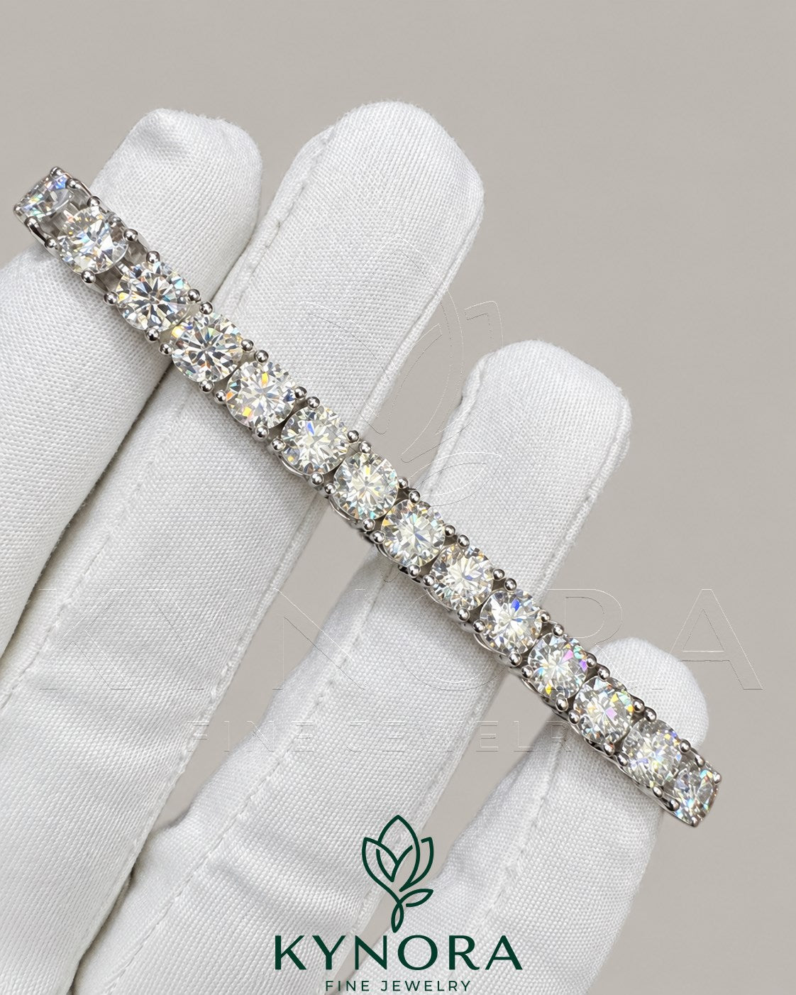 Kynora Jewels 5mm round cut VVS1 moissanite diamond hip hop tennis bracelet showcasing sparkling gemstones and a sleek bracelet design.