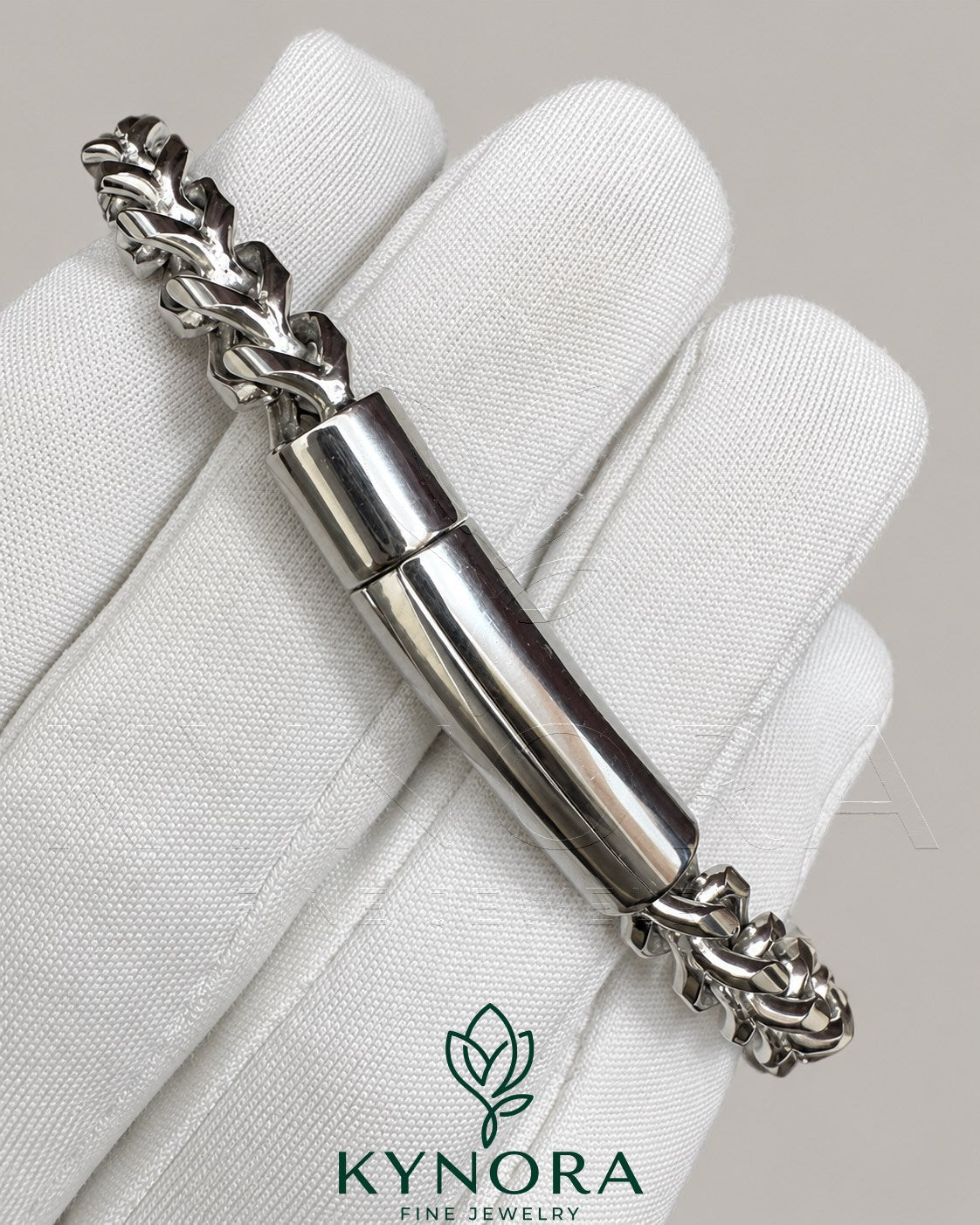 Unisex VVS lab diamond bracelet by Kynora Jewels featuring a hip-hop style sterling silver bracelet with lab-grown diamonds.